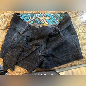 ✨Like new✨Boom Boom Jeans Dark Denim Tie-Front Shorts